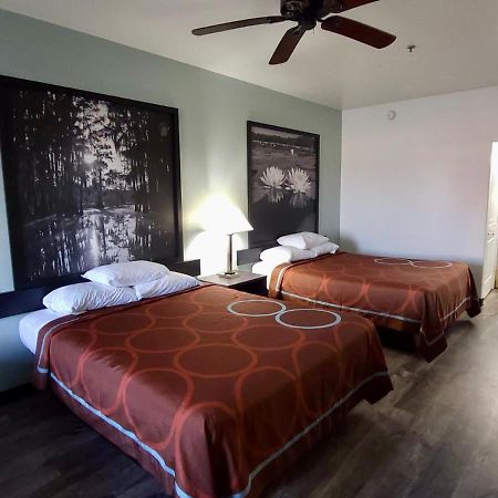 Super 8 By Wyndham Forney/East Dallas Bagian luar foto