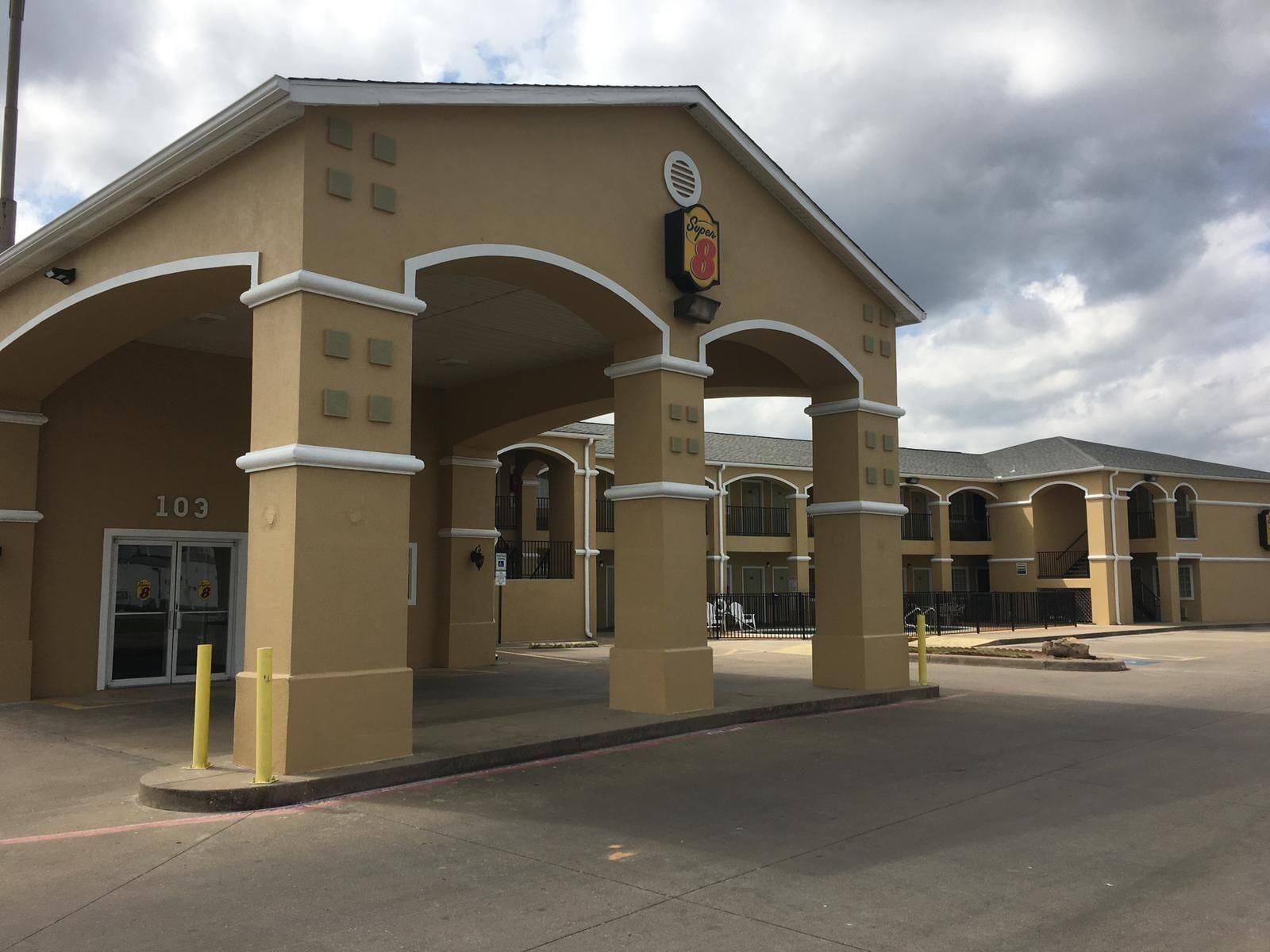 Super 8 By Wyndham Forney/East Dallas Bagian luar foto
