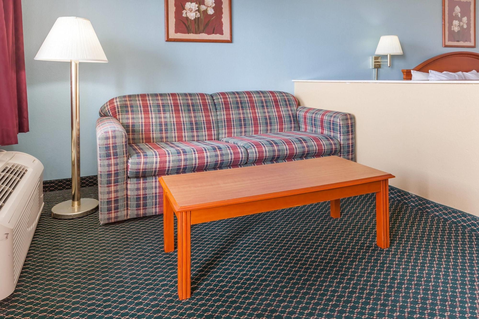 Super 8 By Wyndham Forney/East Dallas Bagian luar foto